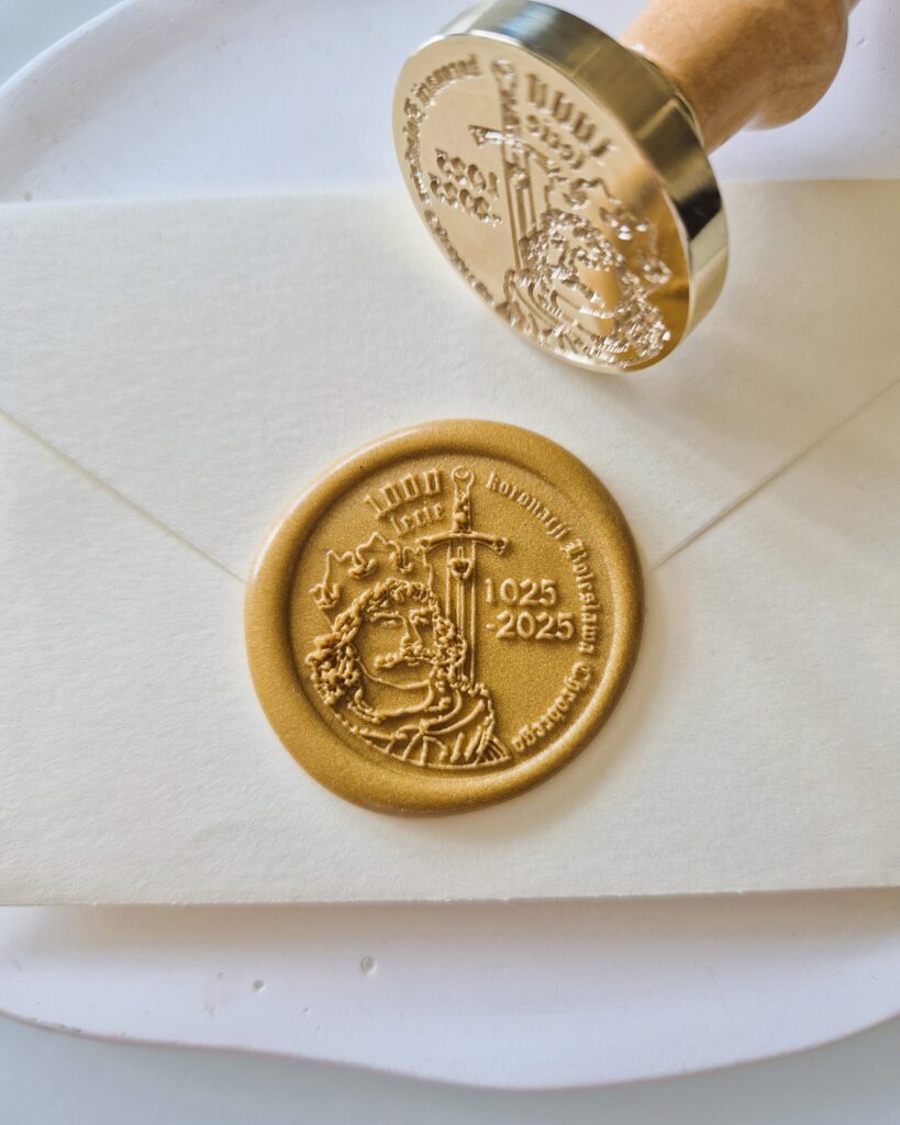 Pieczęć lakowa z królem – luksusowy stempel do laku personalizowany premium